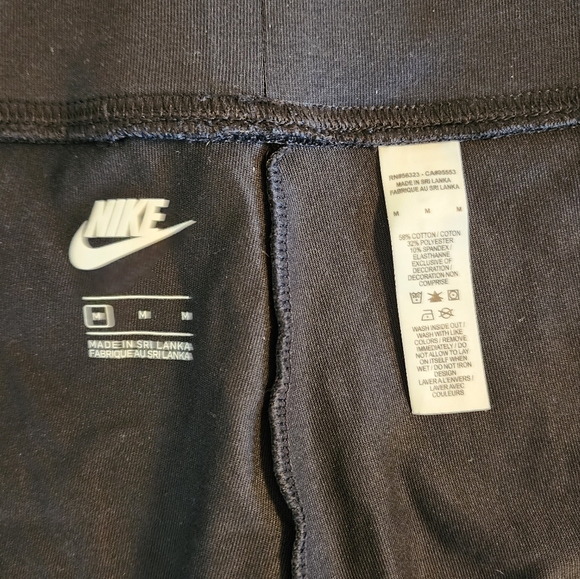 Nike Bike Shorts, Compression, Size M - Picture 3 of 3